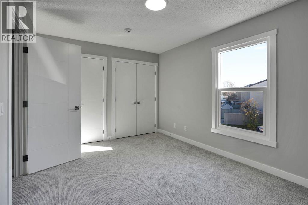 99 Penworth Close Se, Calgary, Alberta  T2A 5N4 - Photo 17 - A2352797