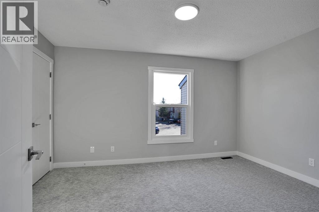 99 Penworth Close Se, Calgary, Alberta  T2A 5N4 - Photo 16 - A2352797