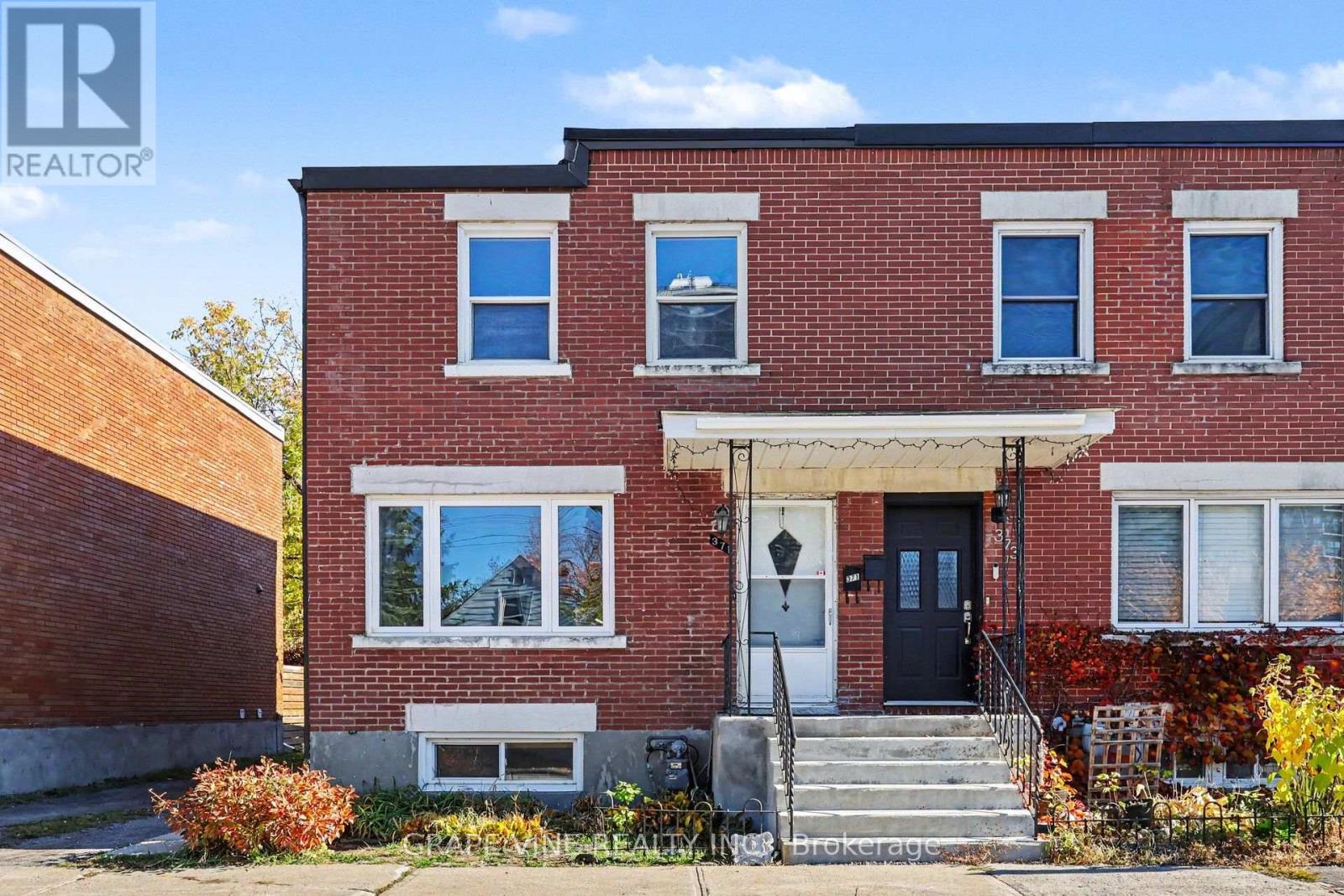 371 LAROUCHE STREET, ottawa, Ontario