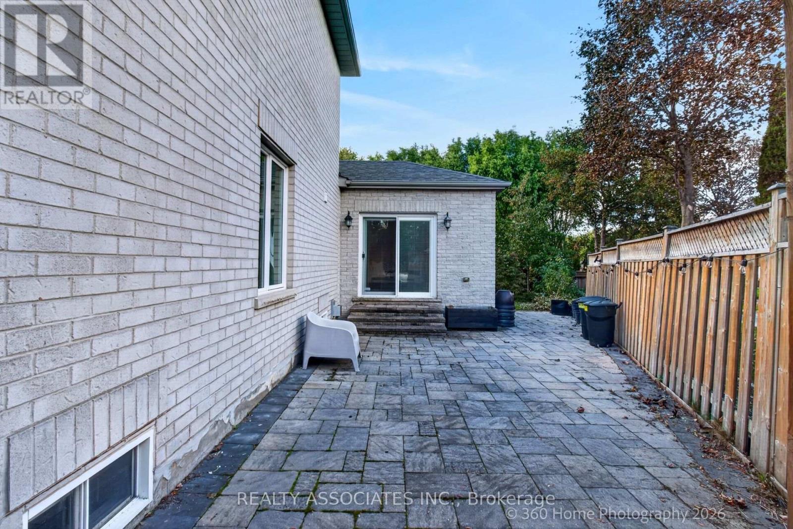 128 Coalbrook Court, Vaughan, Ontario  L4L 9B6 - Photo 22 - N13884650