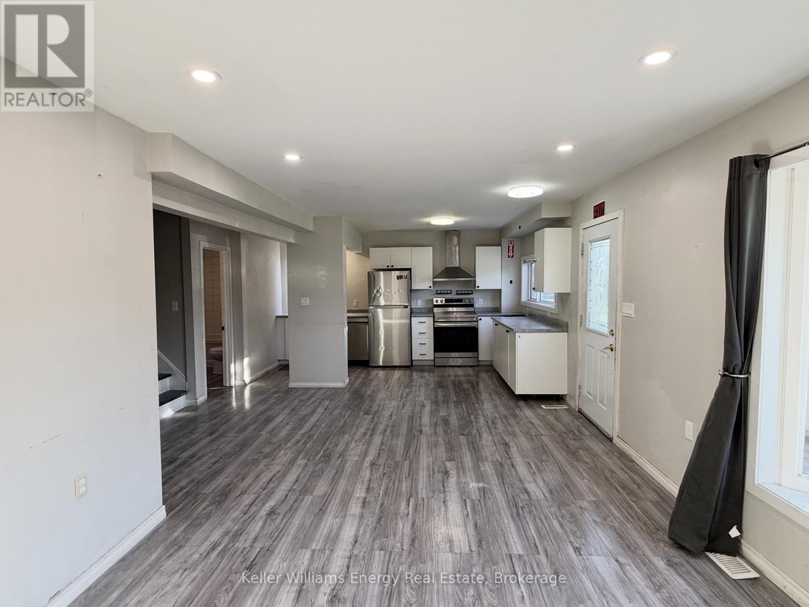 Main - 273 Wilson Road S, Oshawa (Donevan), Ontario  L1H 6C4 - Photo 2 - E14105058