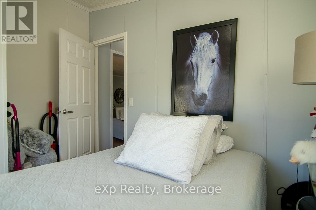 123 Rosewood Drive, Georgian Bluffs, Ontario  N4K 5N5 - Photo 15 - X14105078
