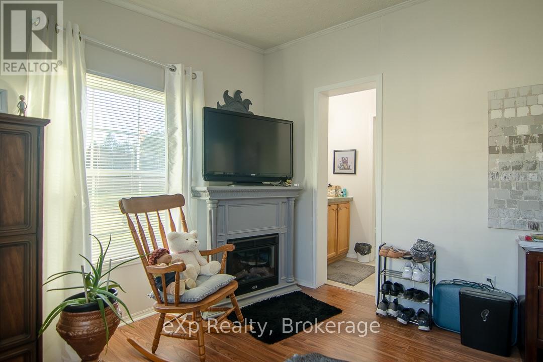 123 Rosewood Drive, Georgian Bluffs, Ontario  N4K 5N5 - Photo 19 - X14105078