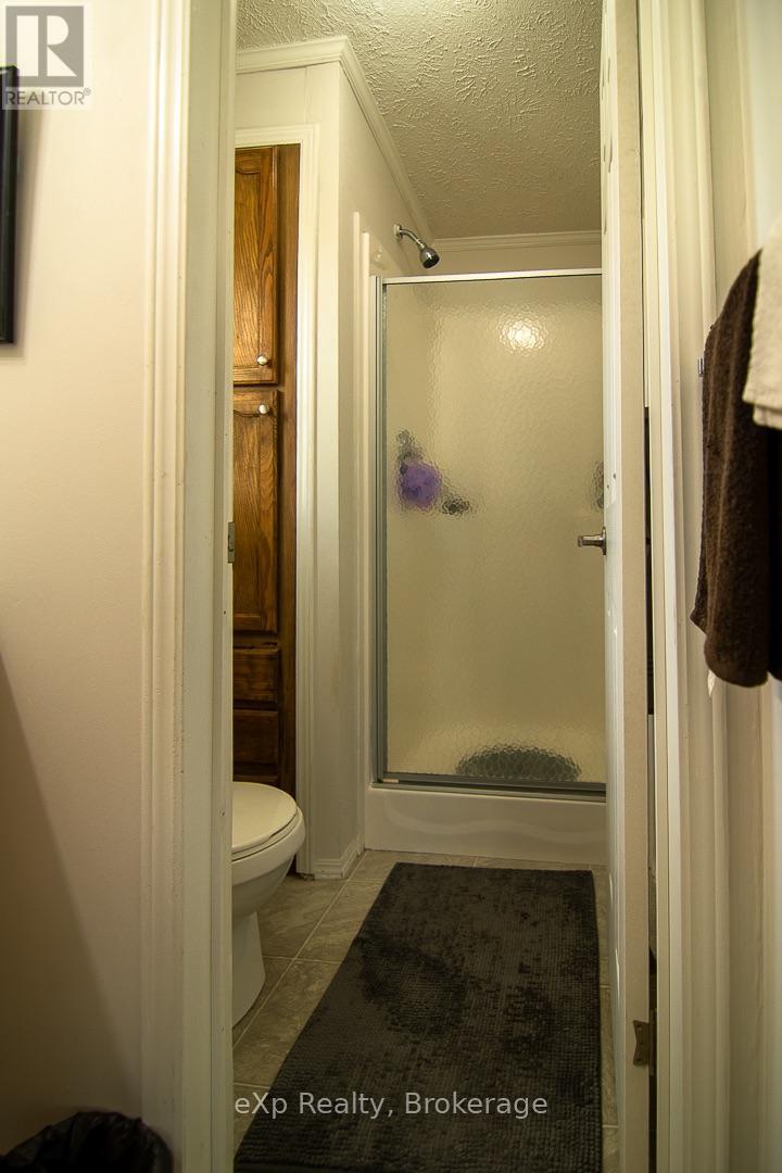 123 Rosewood Drive, Georgian Bluffs, Ontario  N4K 5N5 - Photo 20 - X14105078