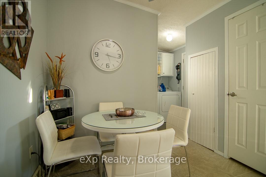 123 Rosewood Drive, Georgian Bluffs, Ontario  N4K 5N5 - Photo 8 - X14105078