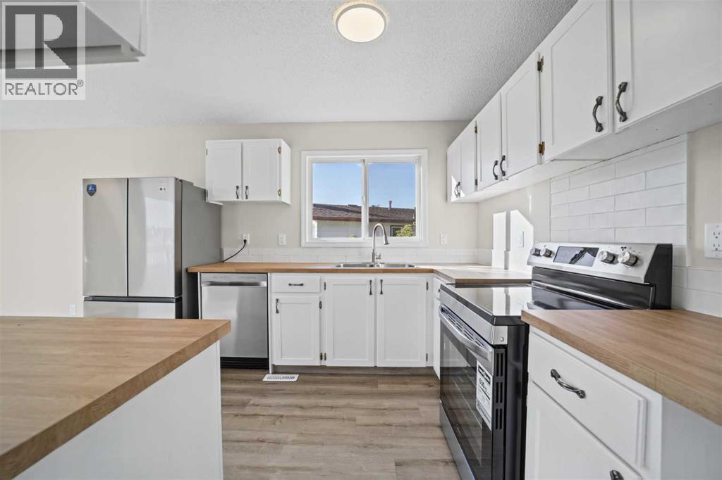 7A Westhill Place