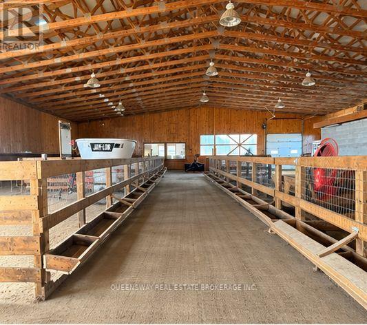 8388 Fifth Side Road, Adjala-Tosorontio, Ontario  L0G 1L0 - Photo 38 - N14104926