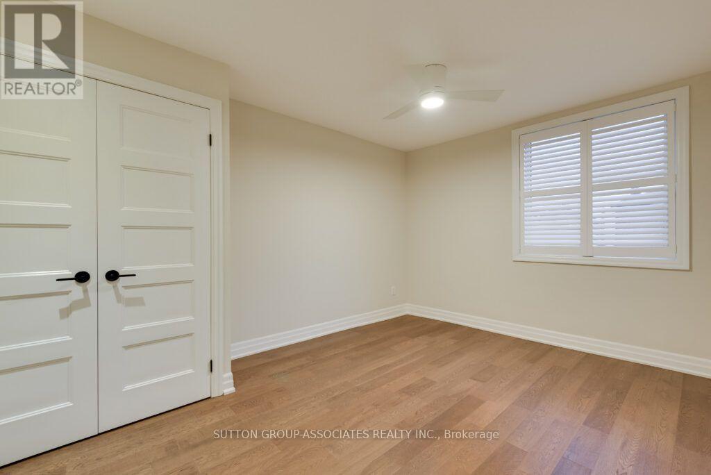 71 Kersdale Avenue, Toronto, Ontario  M6M 1E2 - Photo 26 - W14105088