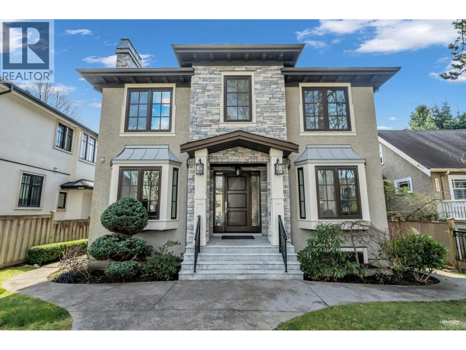 3562 W 34TH AVENUE, Vancouver, British Columbia