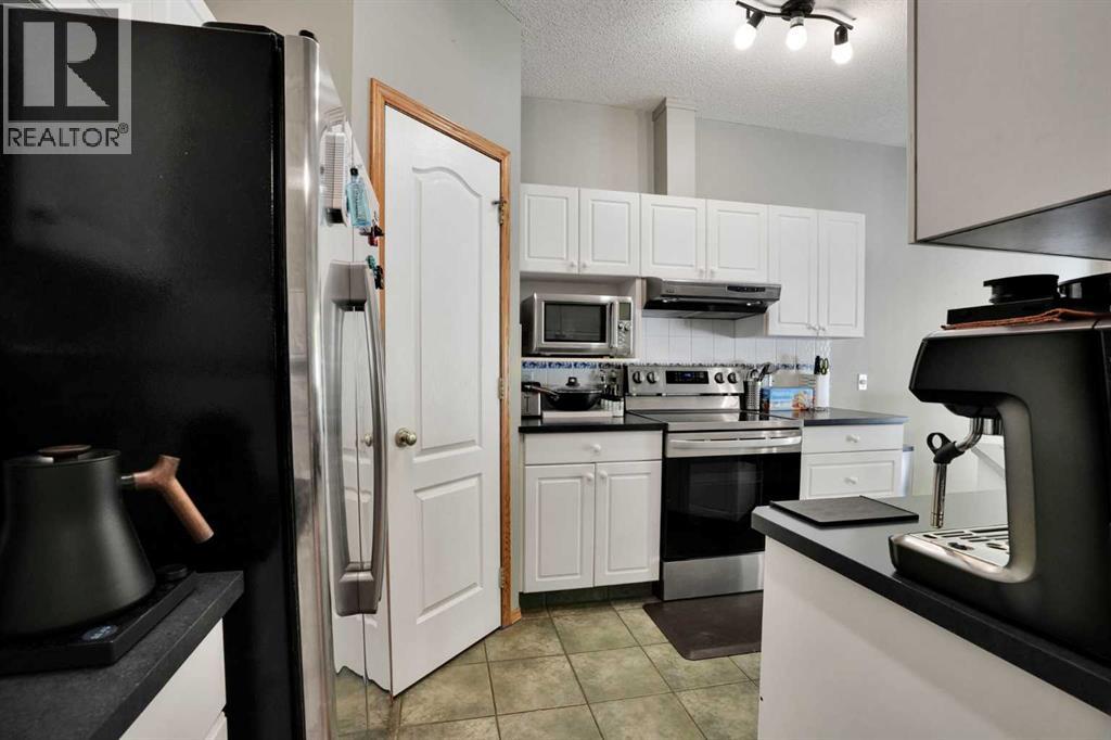 145 Hamptons Link NW, Calgary, Alberta  T3A 5V9 - Photo 14 - A2353604