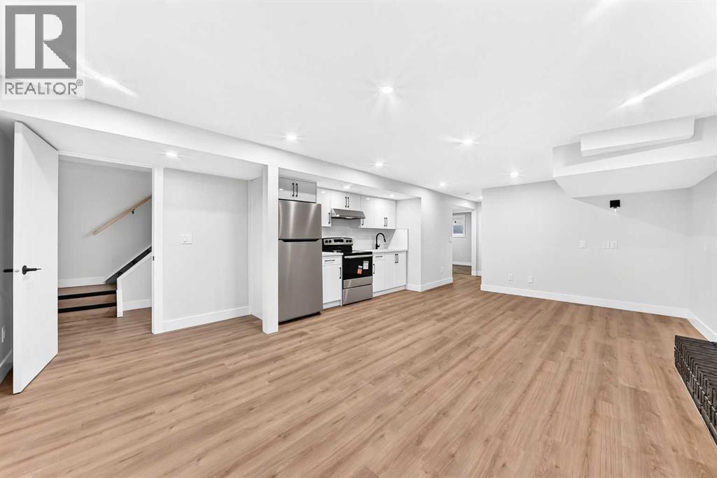 3320 60 Street NE, Calgary, Alberta  T1Y 3S9 - Photo 25 - A2350237