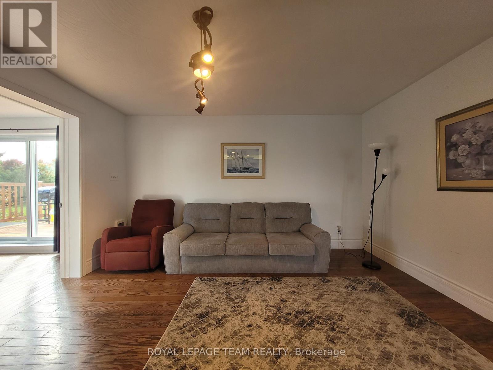 561 St-Philippe Street, Alfred And Plantagenet, Ontario  K1A 1A0 - Photo 10 - X14105106