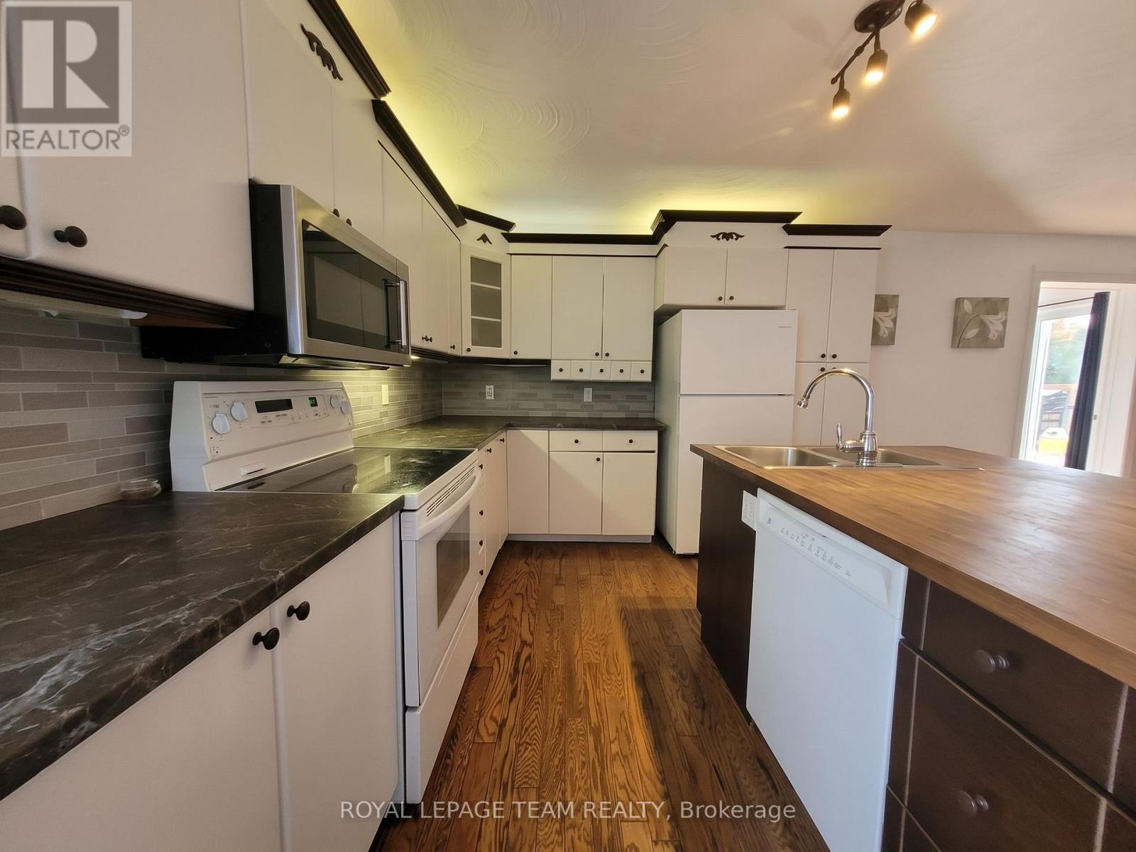 561 St-Philippe Street, Alfred And Plantagenet, Ontario  K1A 1A0 - Photo 7 - X14105106