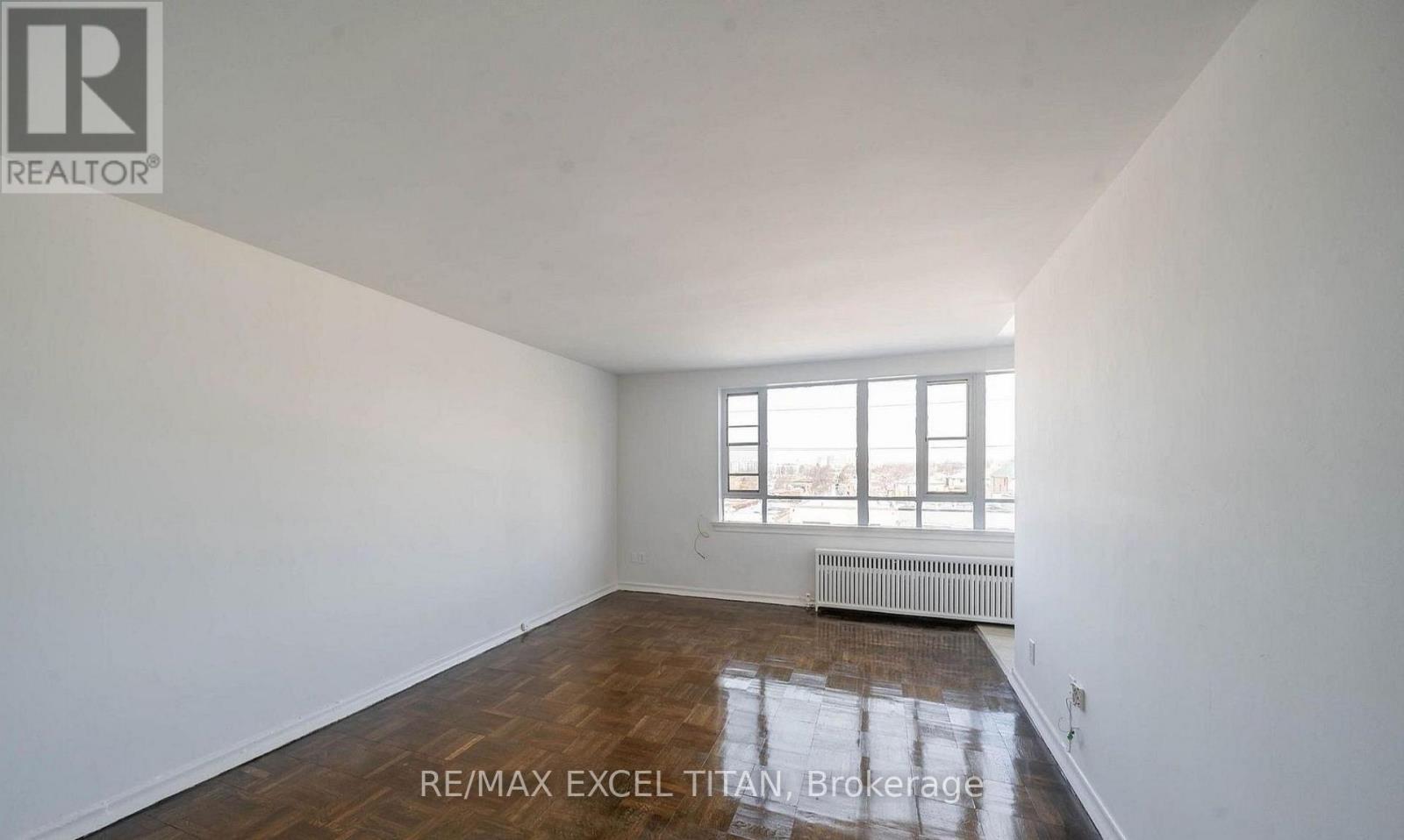 G4 - 2505 Eglinton Avenue W, Toronto, Ontario  M1K 2R1 - Photo 3 - W14105102
