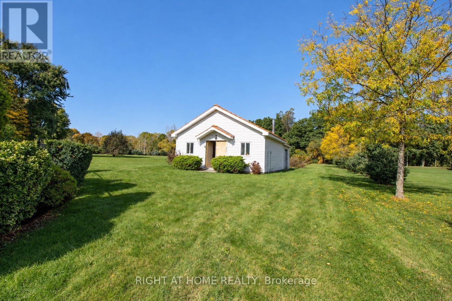 3 Cedar Avenue, Hamilton, Ontario  L9H 6W4 - Photo 46 - X14105114