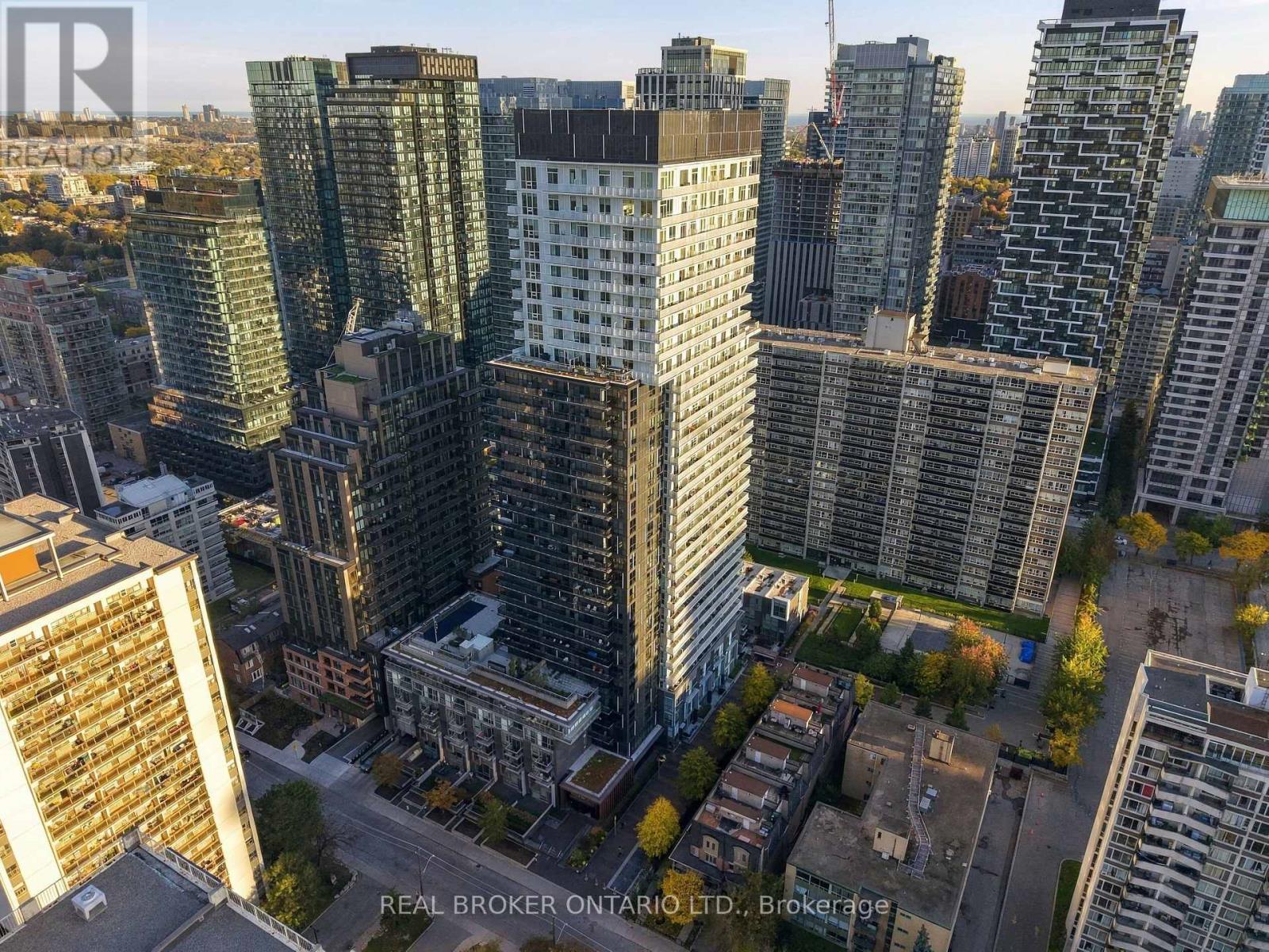 2004 - 101 Erskine Avenue, Toronto, Ontario  M4P 0C5 - Photo 23 - C14105140