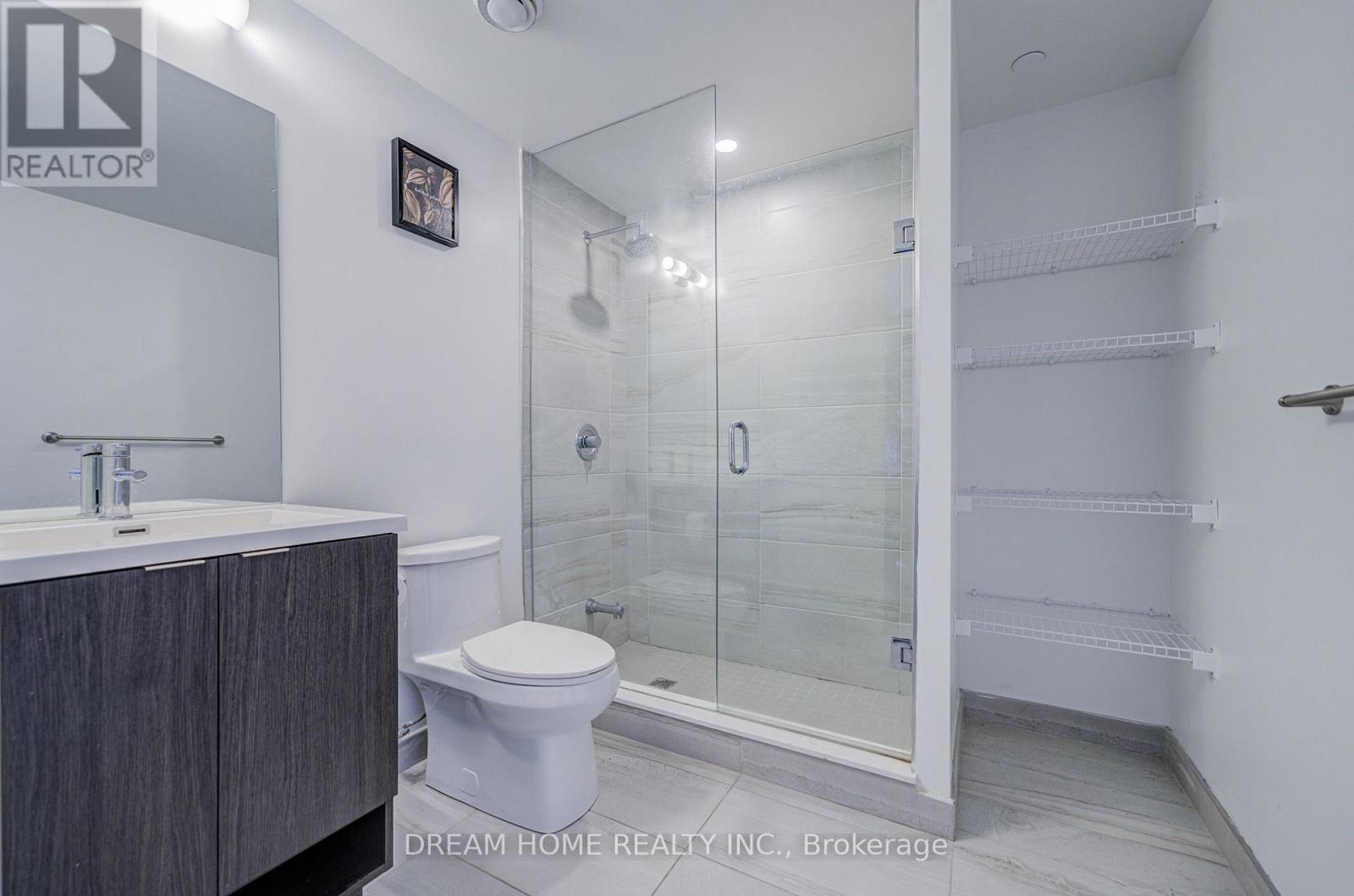 6701 - 138 Downes Street, Toronto, Ontario  M5E 0E4 - Photo 11 - C14105160