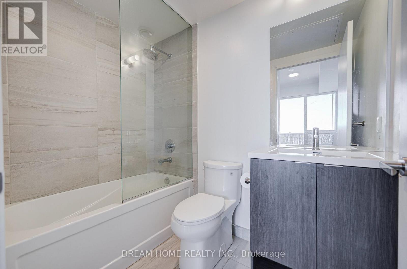 6701 - 138 Downes Street, Toronto, Ontario  M5E 0E4 - Photo 23 - C14105160