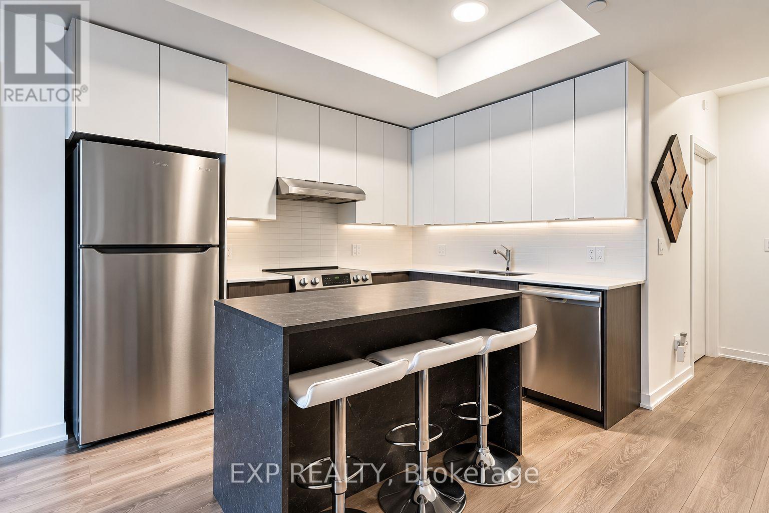 101 - 120 Canon Jackson Drive, Toronto, Ontario  M6M 0B8 - Photo 7 - W14105156