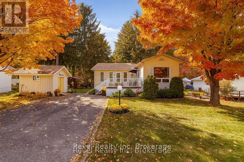 19 - 5411 ELLIOTT SIDE ROAD, Tay, Ontario