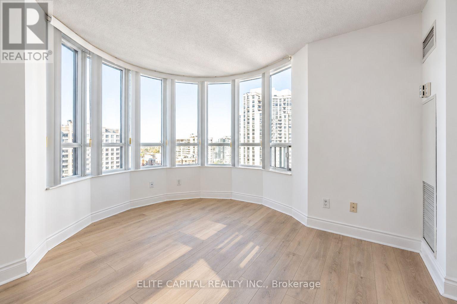 2018 - 15 Northtown Way, Toronto, Ontario  M2N 7L4 - Photo 3 - C14104644