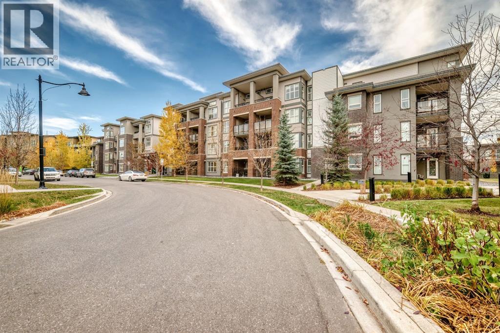 1205, 95 Burma Star Road SW, Calgary, Alberta  T3E 8A9 - Photo 3 - A2353377