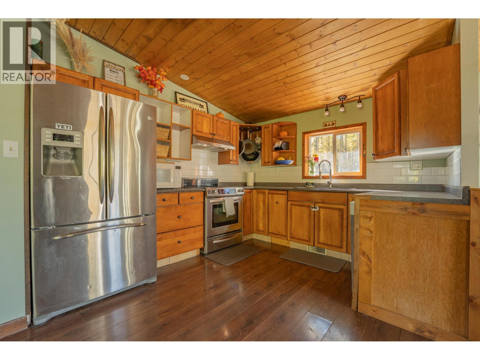 8075 Drinkwater Road, Kimberley, British Columbia V1A 3M6 - Photo 20 - 10404177