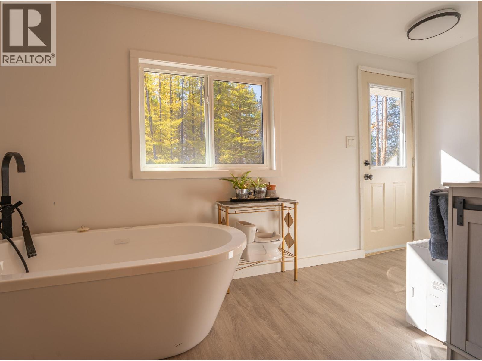 8075 Drinkwater Road, Kimberley, British Columbia V1A 3M6 - Photo 28 - 10404177