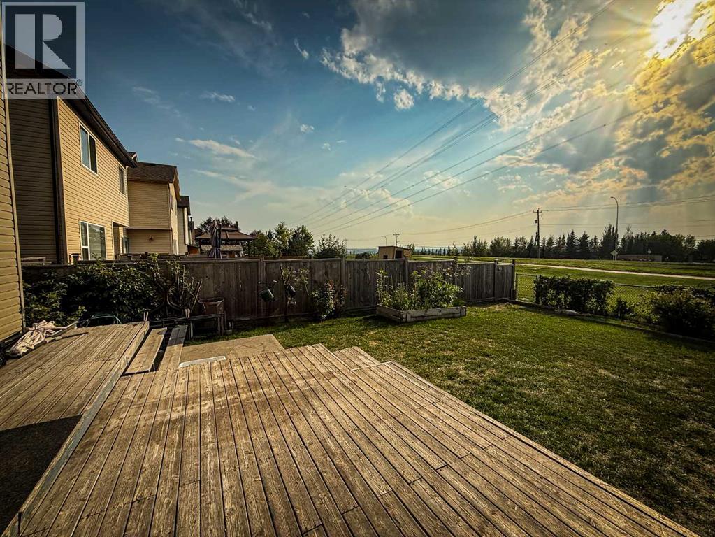 13 Tuscany Ridge Mews NW, Calgary, Alberta  T3L 3B7 - Photo 37 - A2351631