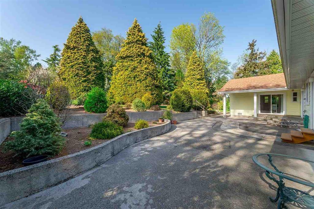 18075 20 Ave, Surrey, British Columbia  V3Z 9V8 - Photo 4 - R3176636