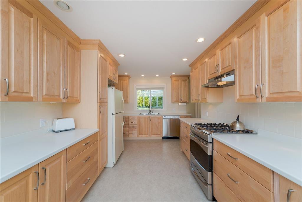 18075 20 Ave, Surrey, British Columbia  V3Z 9V8 - Photo 12 - R3176636