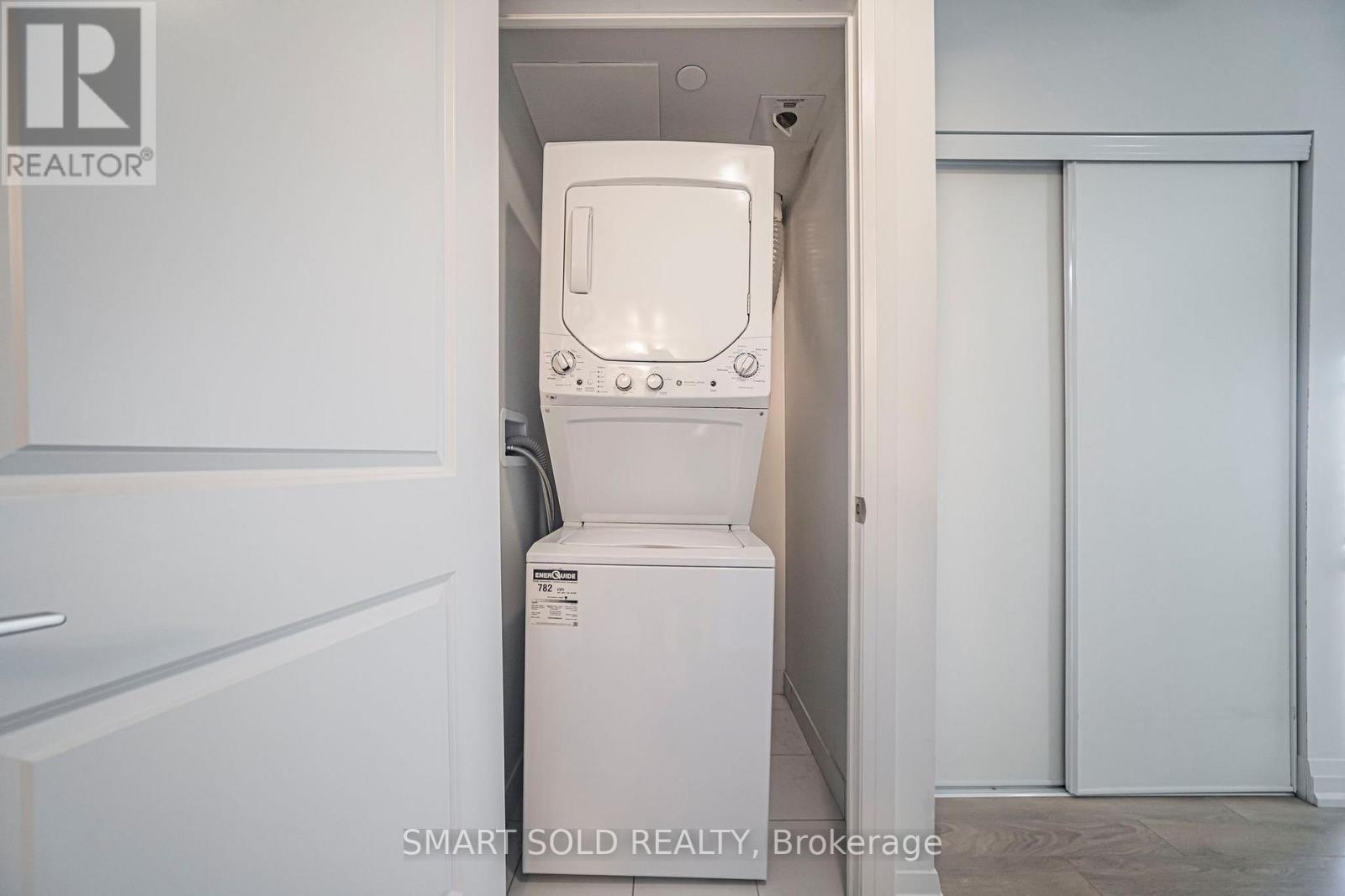 329 - 20 Meadowglen Place, Toronto, Ontario  M1H 2Y5 - Photo 38 - E14101370