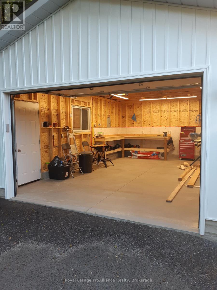 487 Morrison Point Road, Prince Edward County (South Marysburg Ward), Ontario  K0K 2P0 - Photo 40 - X14105208