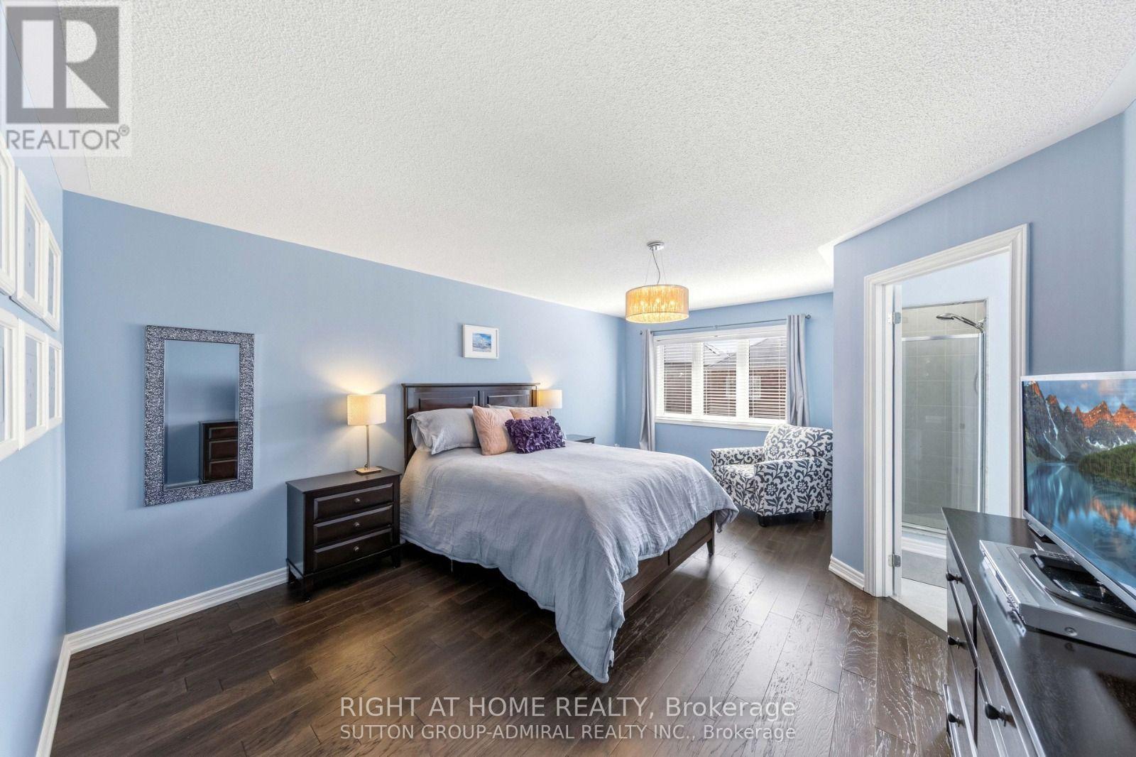 8 Napanee Street, Richmond Hill, Ontario  L4E 0X4 - Photo 15 - N14105206