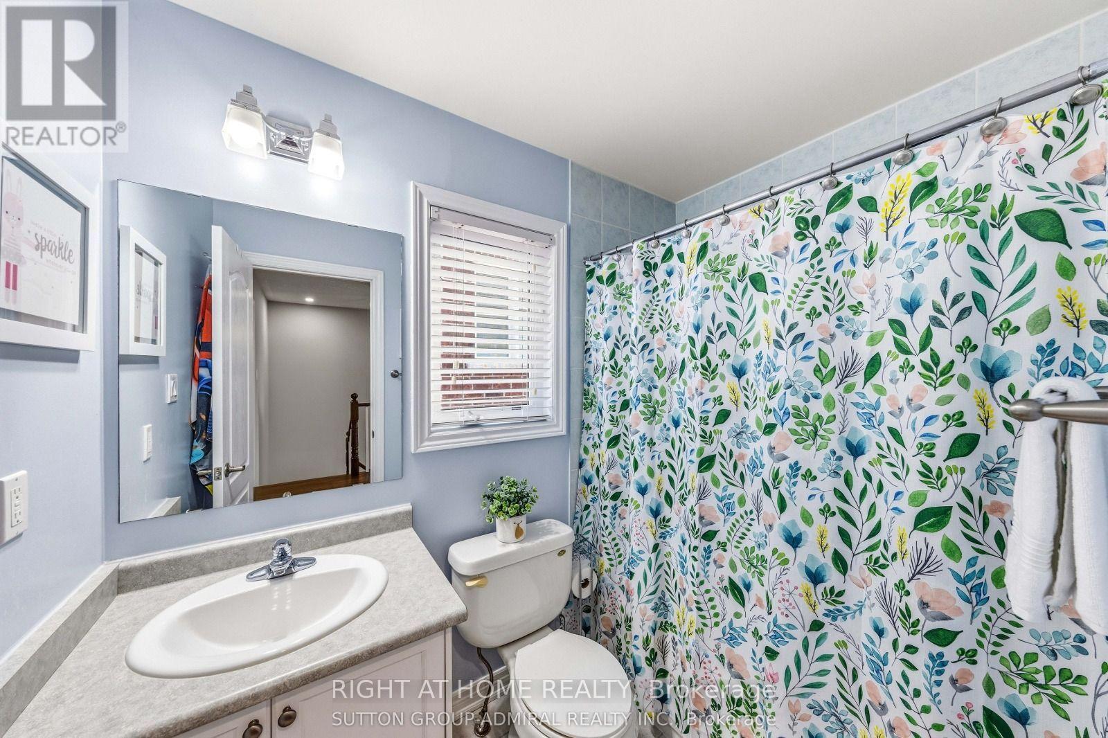8 Napanee Street, Richmond Hill, Ontario  L4E 0X4 - Photo 24 - N14105206