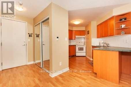 2307 - 3880 Duke Of York Boulevard, Mississauga, Ontario  L5B 4M7 - Photo 4 - W14105200