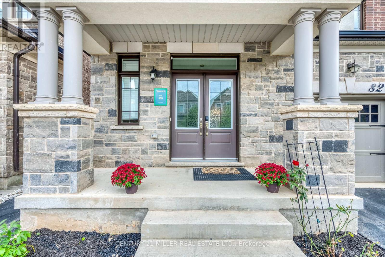 82 Merlin Street, Oakville, Ontario  L6H 0Z4 - Photo 3 - W14105212