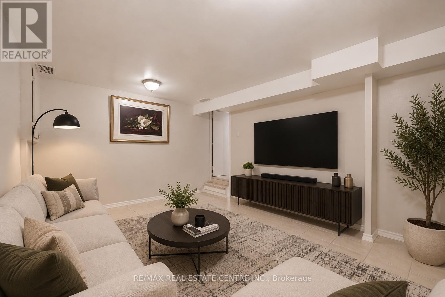 71 Sultan Pool Drive, Toronto, Ontario M9V 4H5 - Photo 18 - W14104698