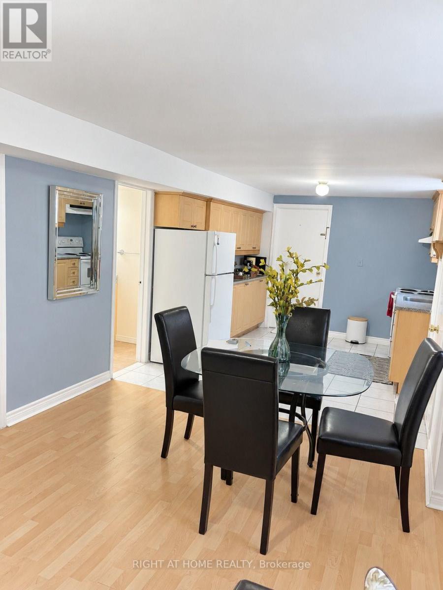 101 Hanson Road, Mississauga, Ontario  L5B 2E3 - Photo 33 - W14091308