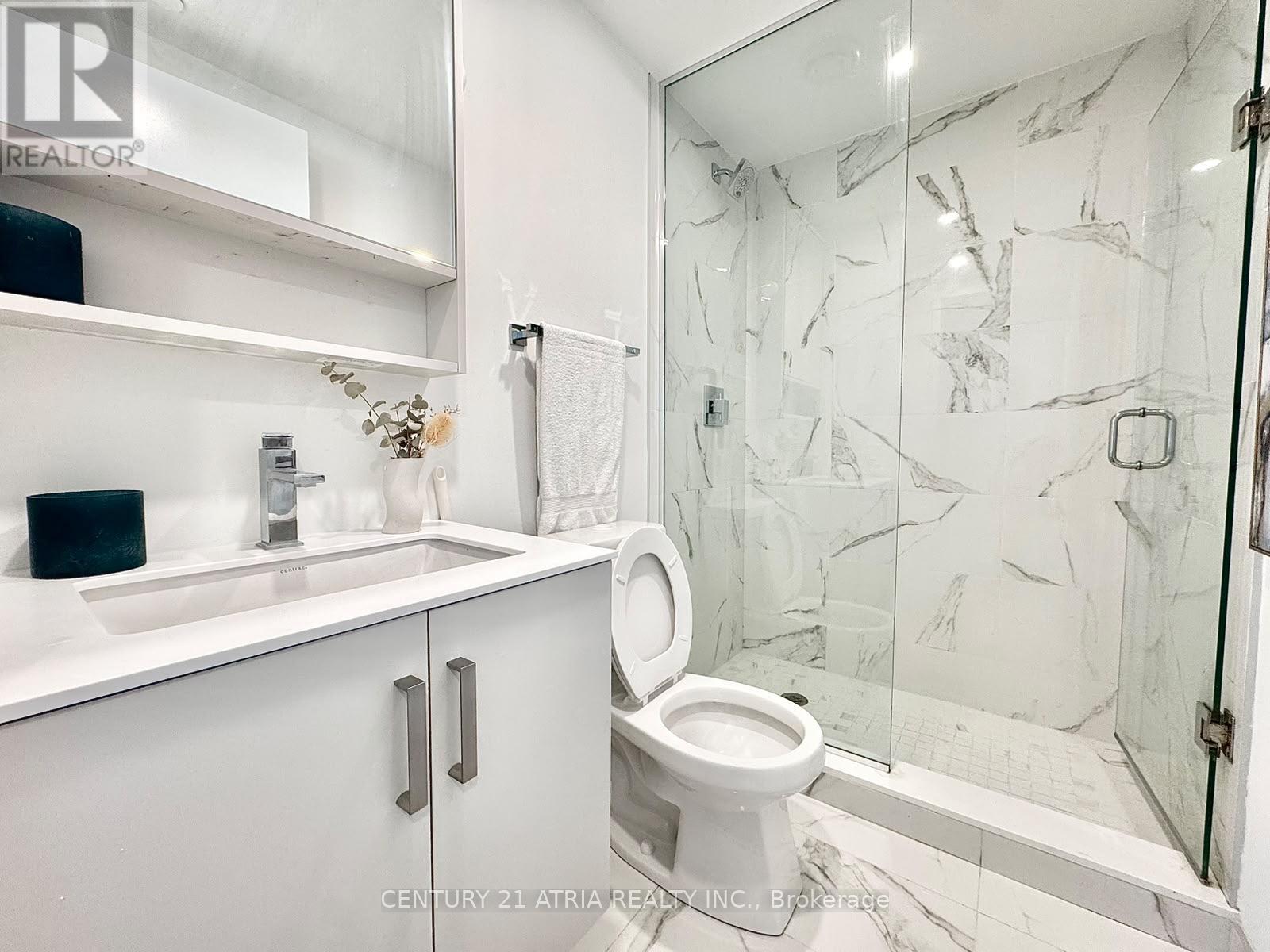 2701 - 88 Queen Street E, Toronto, Ontario  M5C 0B6 - Photo 11 - C14105254
