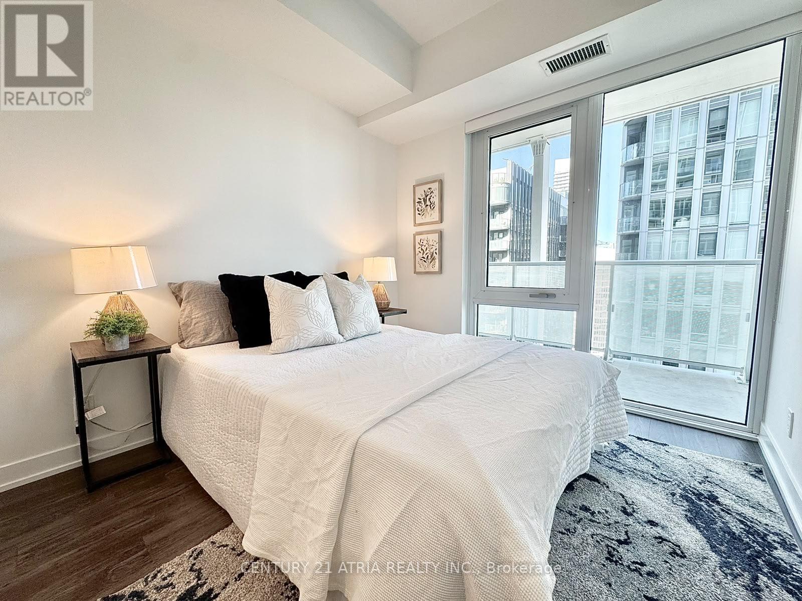 2701 - 88 Queen Street E, Toronto, Ontario  M5C 0B6 - Photo 9 - C14105254
