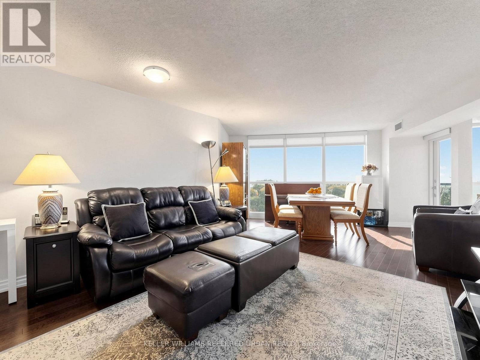 1009 - 219 Fort York Boulevard, Toronto, Ontario  M5V 1B1 - Photo 11 - C14105262