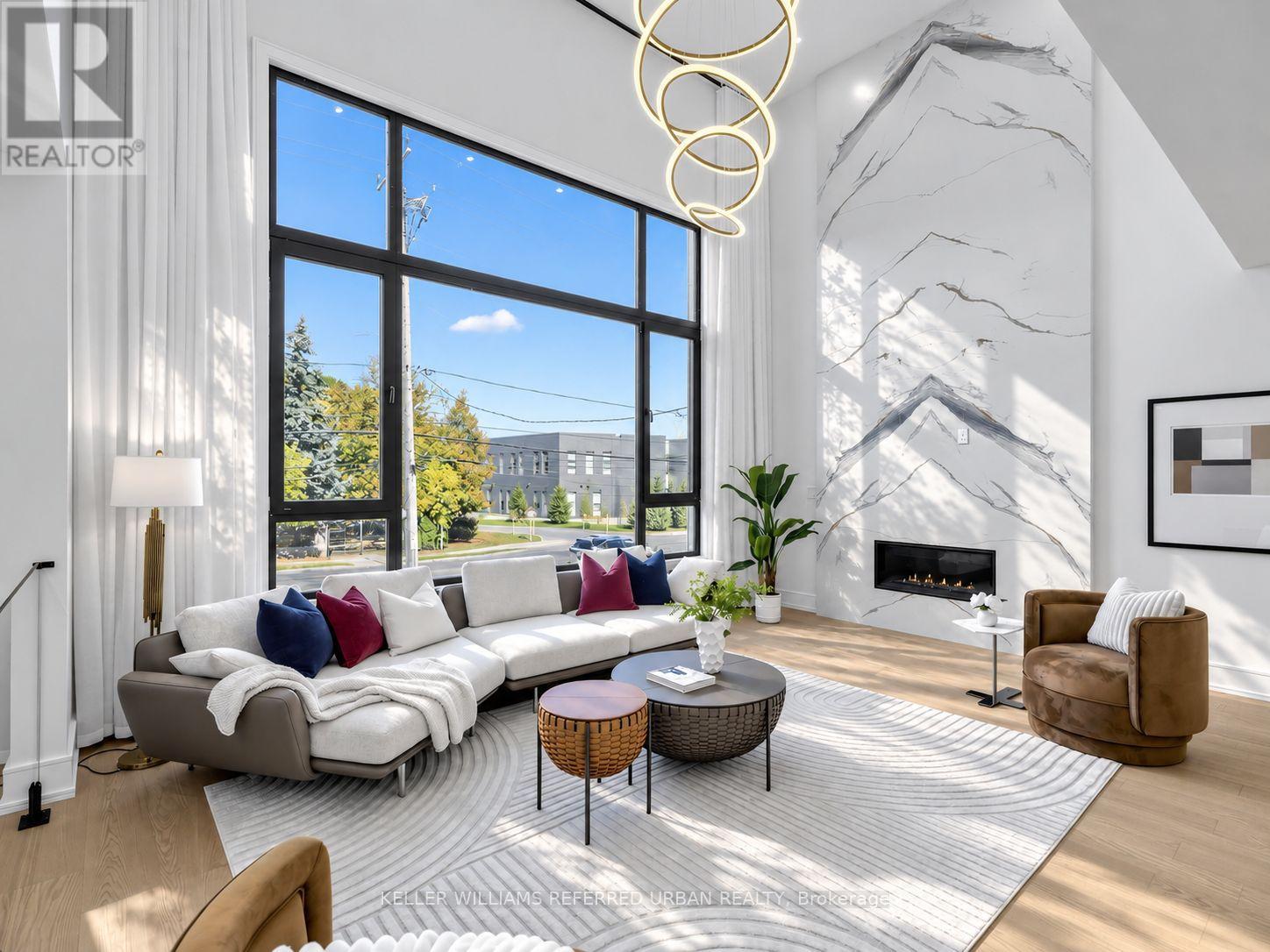479 CUMMER AVENUE, Toronto, Ontario