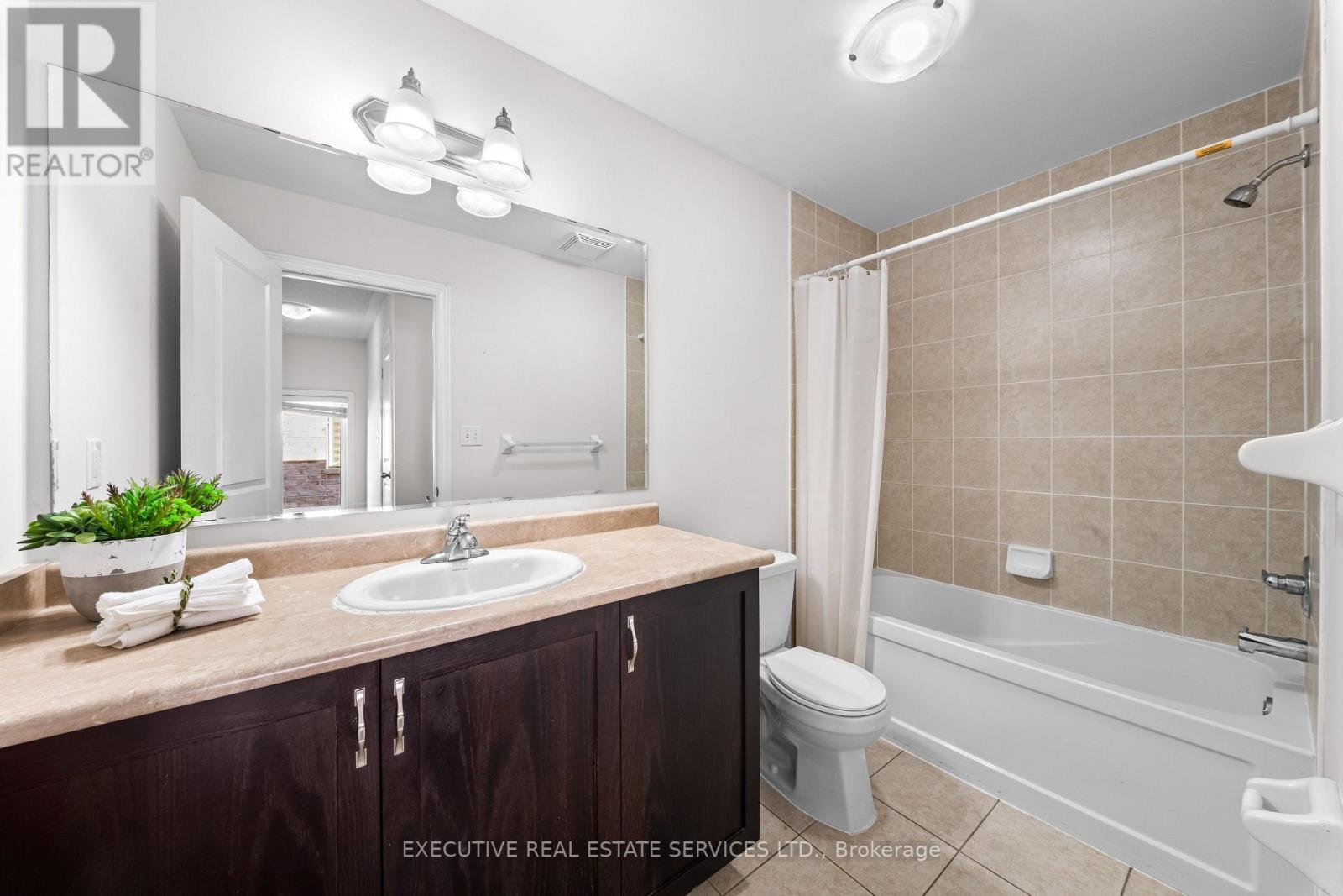 52 Bernadino Street, Brampton, Ontario  L6P 4G1 - Photo 30 - W14105236
