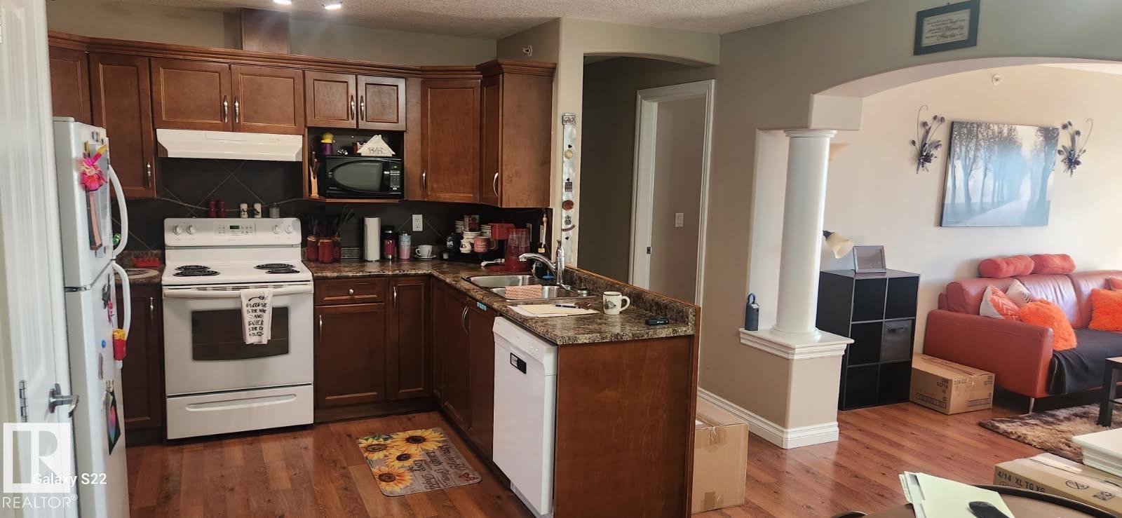 #311 5204 52 AV
