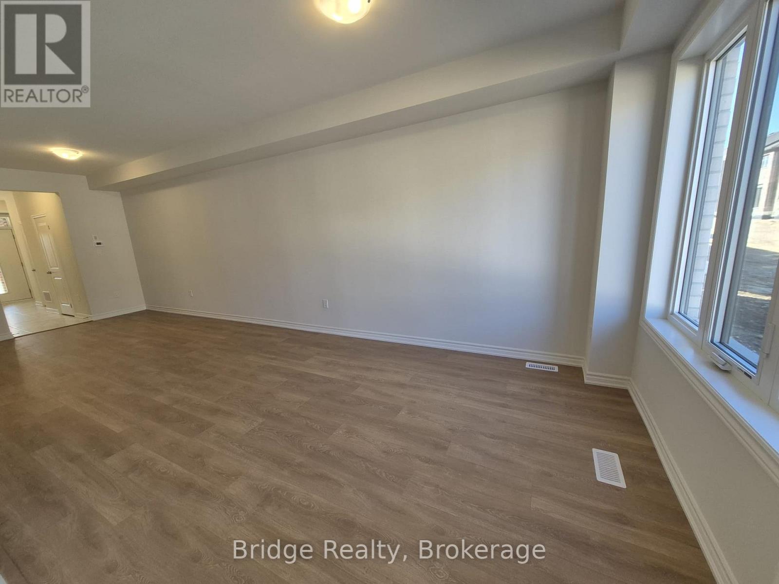 1923 Upper Thames Drive, Woodstock (Woodstock - North), Ontario  N4T 0R8 - Photo 11 - X14105294