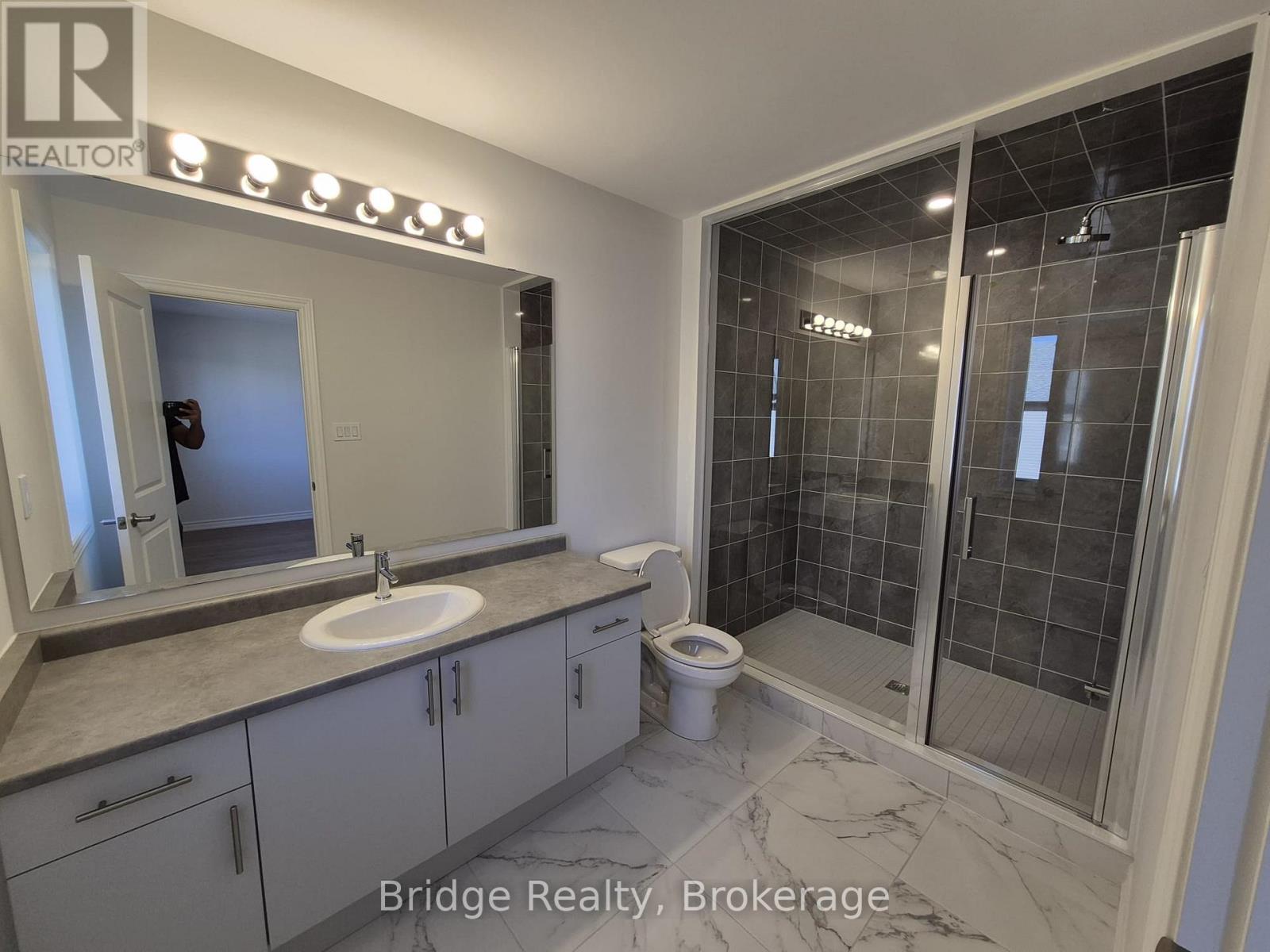 1923 Upper Thames Drive, Woodstock (Woodstock - North), Ontario  N4T 0R8 - Photo 15 - X14105294