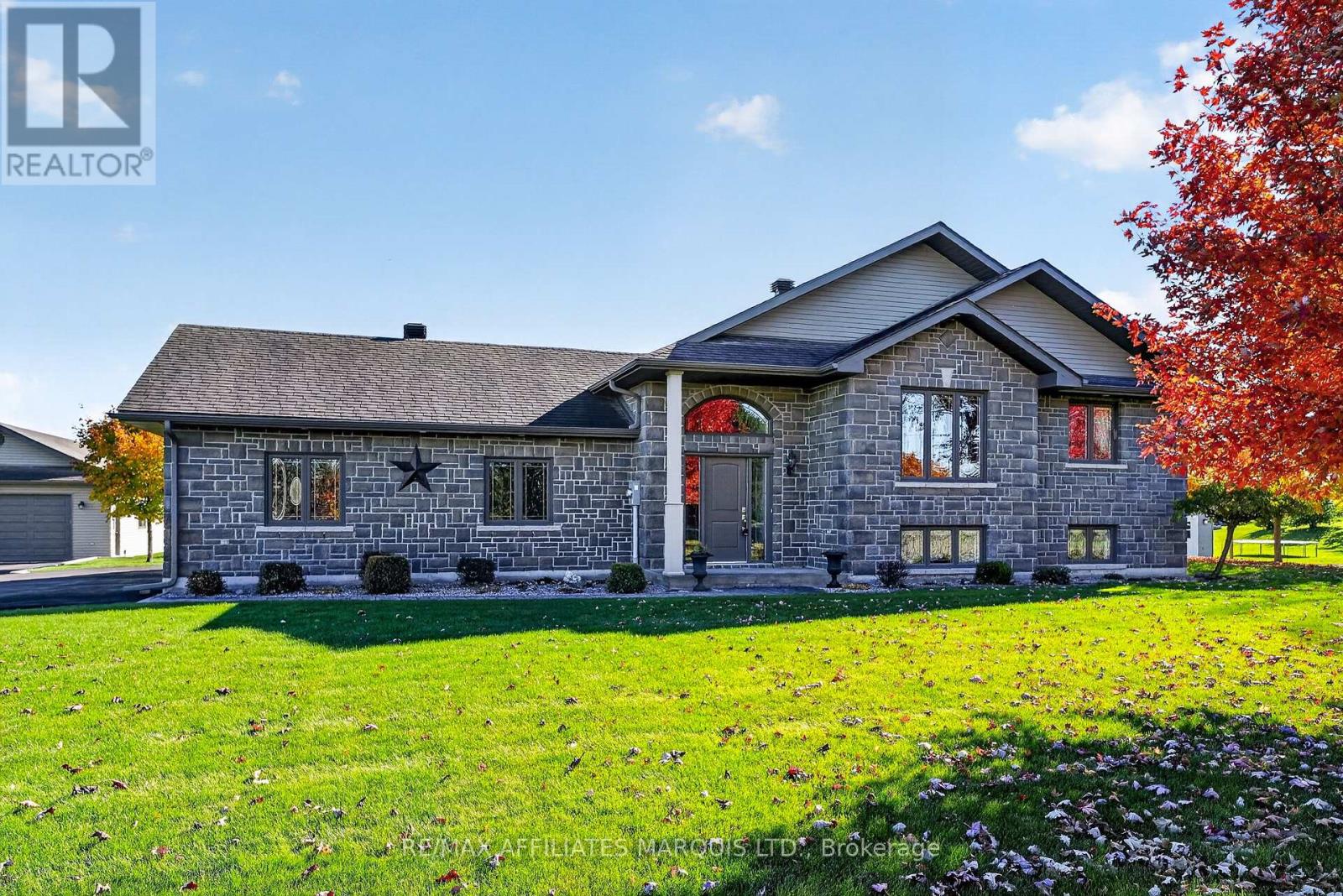 18450 TYOTOWN ROAD, South Glengarry, Ontario