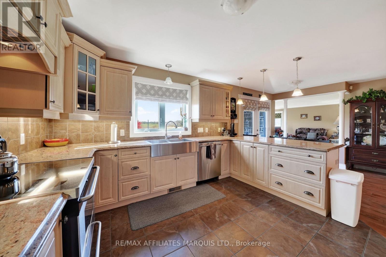 18450 Tyotown Road, South Glengarry, Ontario  K6H 7S5 - Photo 12 - X14105280