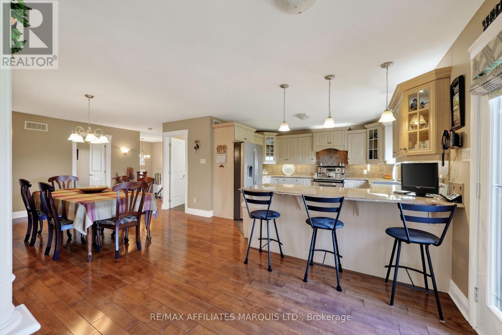 18450 Tyotown Road, South Glengarry, Ontario  K6H 7S5 - Photo 8 - X14105280